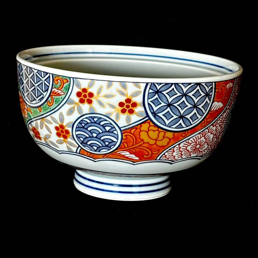 ＊【未使用】有田焼 翠泉 吉祥文様 丼揃 5客組 蓋付き どんぶり 雑煮碗 金彩 Amazon.co.jp: 有田焼 翠泉 吉祥文様 丼揃 5客 蓋付きどんぶり